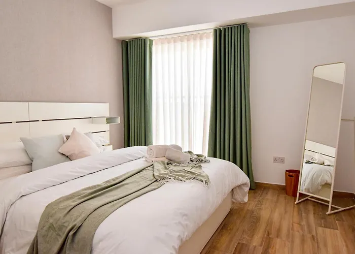 Palm 55 St. Paul's Bay